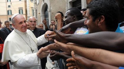 El Papa insta a un mayor compromiso con los migrantes, que son la nueva frontera misionera.